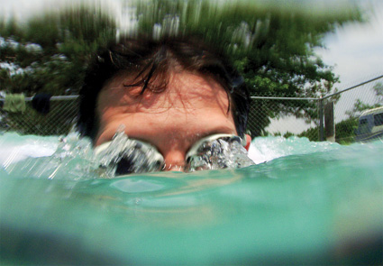 Splash into pool safety